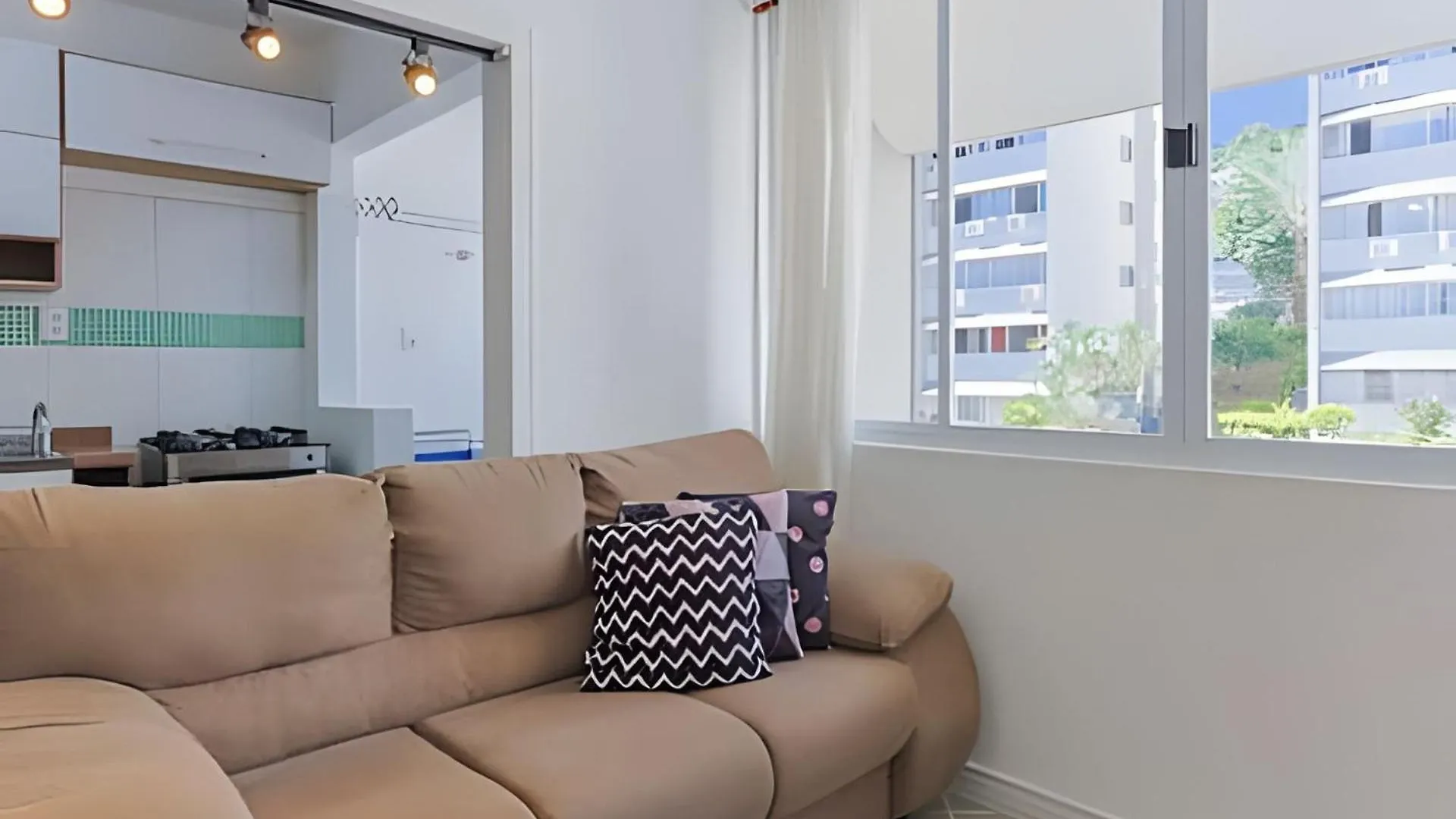 Apto Em Frente Beiramar Shopping Florianópolis شقة